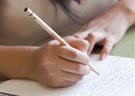 Pho chu tich tinh Ha Giang bi ky luat lien quan vu gian lan thi cu hinh anh