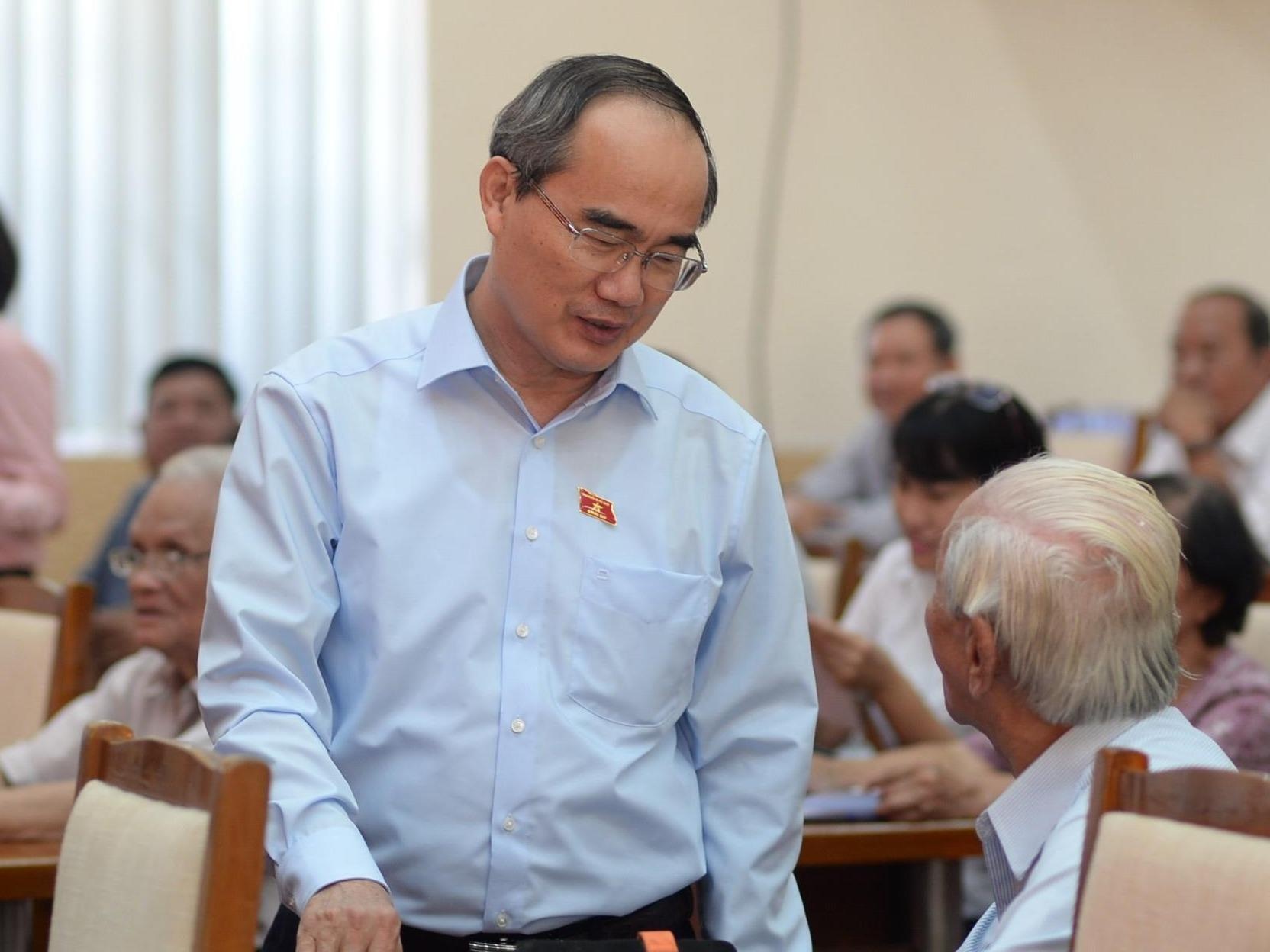 Cu tri lo ngai Trung Quoc lam cao toc, Bi thu Nhan tran an hinh anh