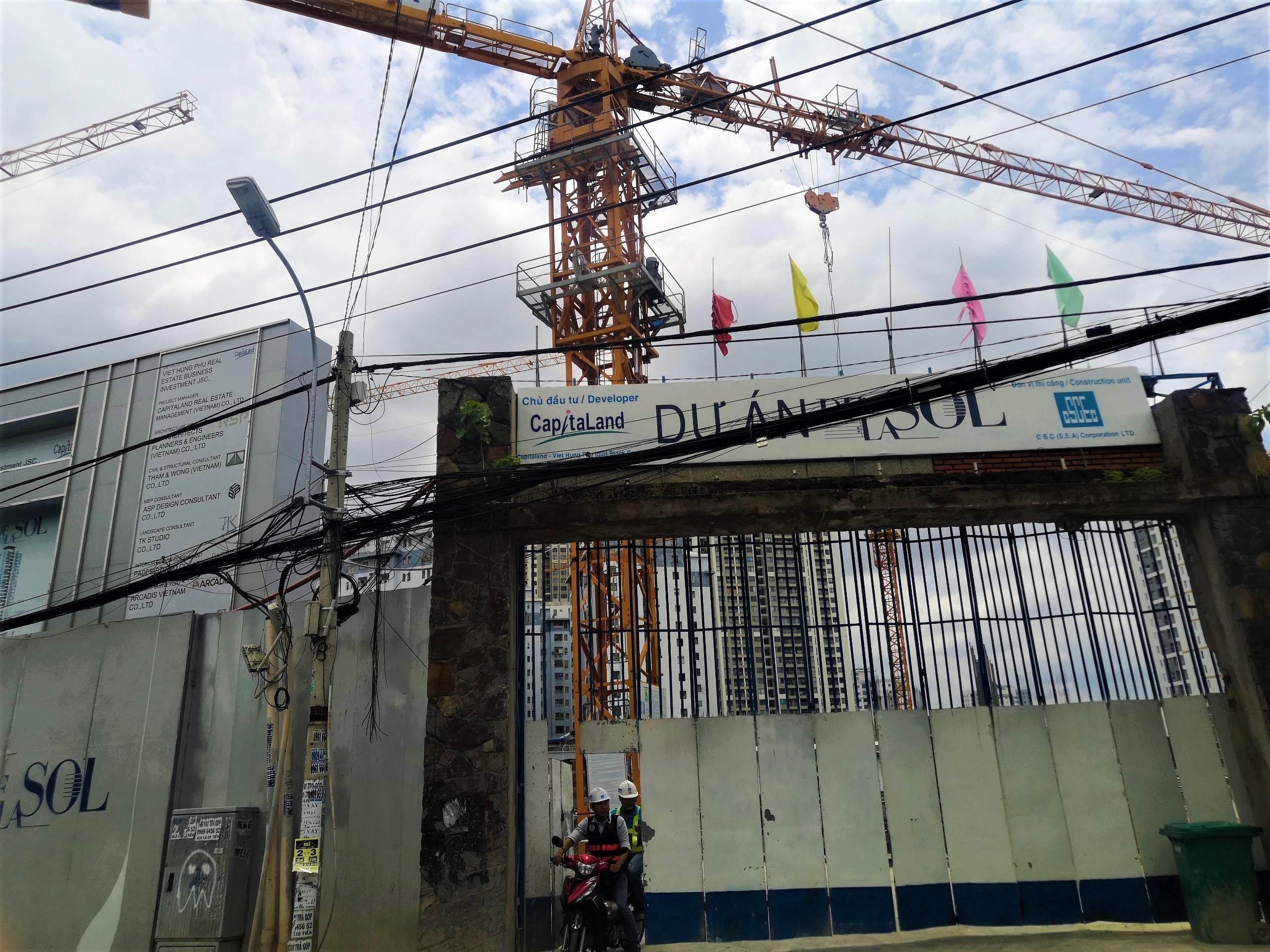 Phê bình UBND quận 4 ảnh 1 Phe binh UBND quan 4 anh 1