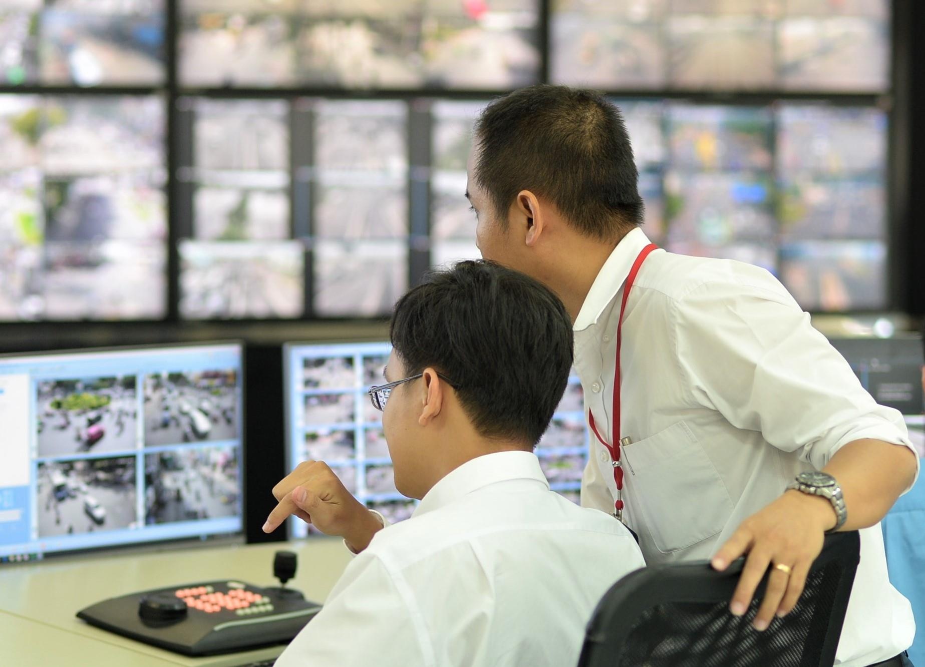 Dieu tiet giao thong Sai Gon qua 775 camera giam sat hinh anh