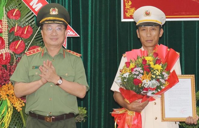 Tien Giang, Dong Thap va Vinh Long co tan giam doc cong an tinh hinh anh