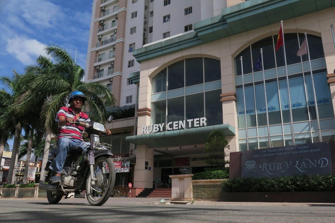 De xuat dinh chi chu dau tu khong cong khai tinh trang phap ly BDS hinh anh