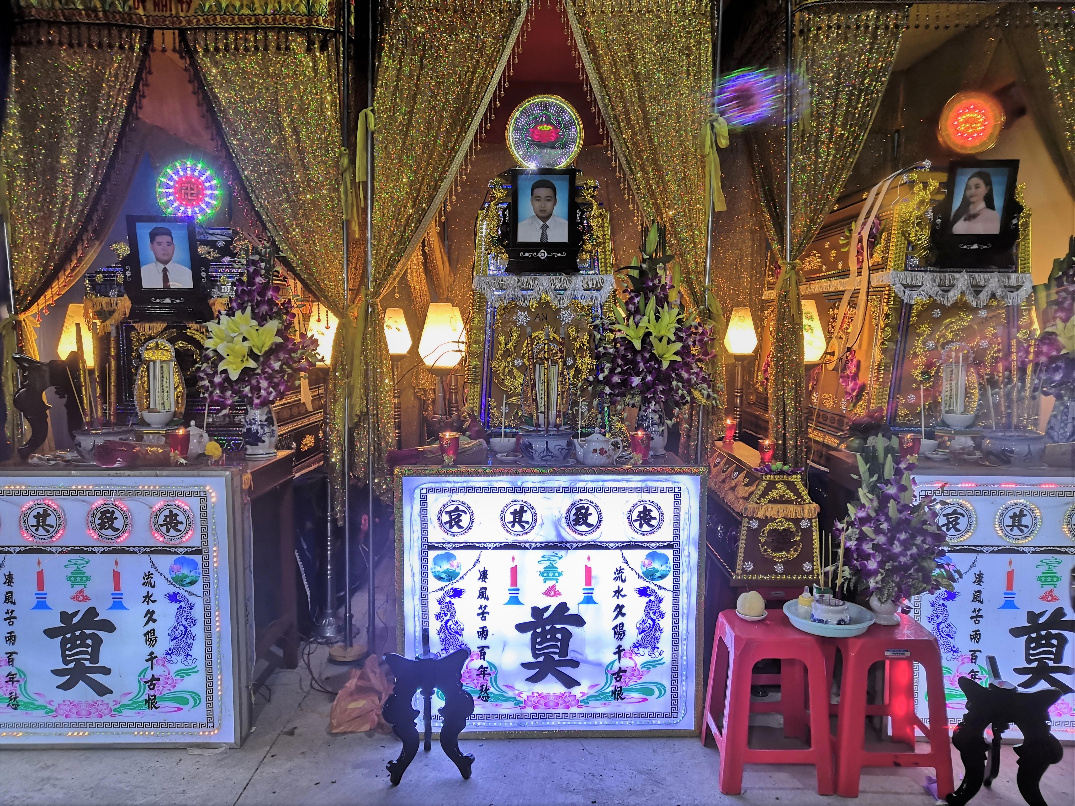 Chìm xe Mercedes Tiền Giang ảnh 1 Chim xe Mercedes Tien Giang anh 1