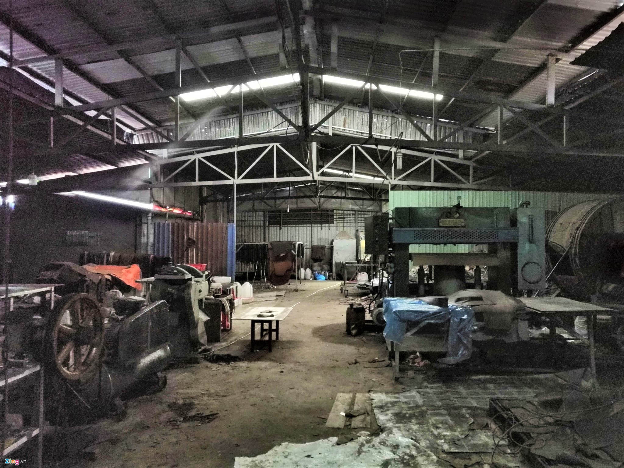 Nha xuong sai phep cua gia dinh Pho chu tich HDND quan Thu Duc hinh anh