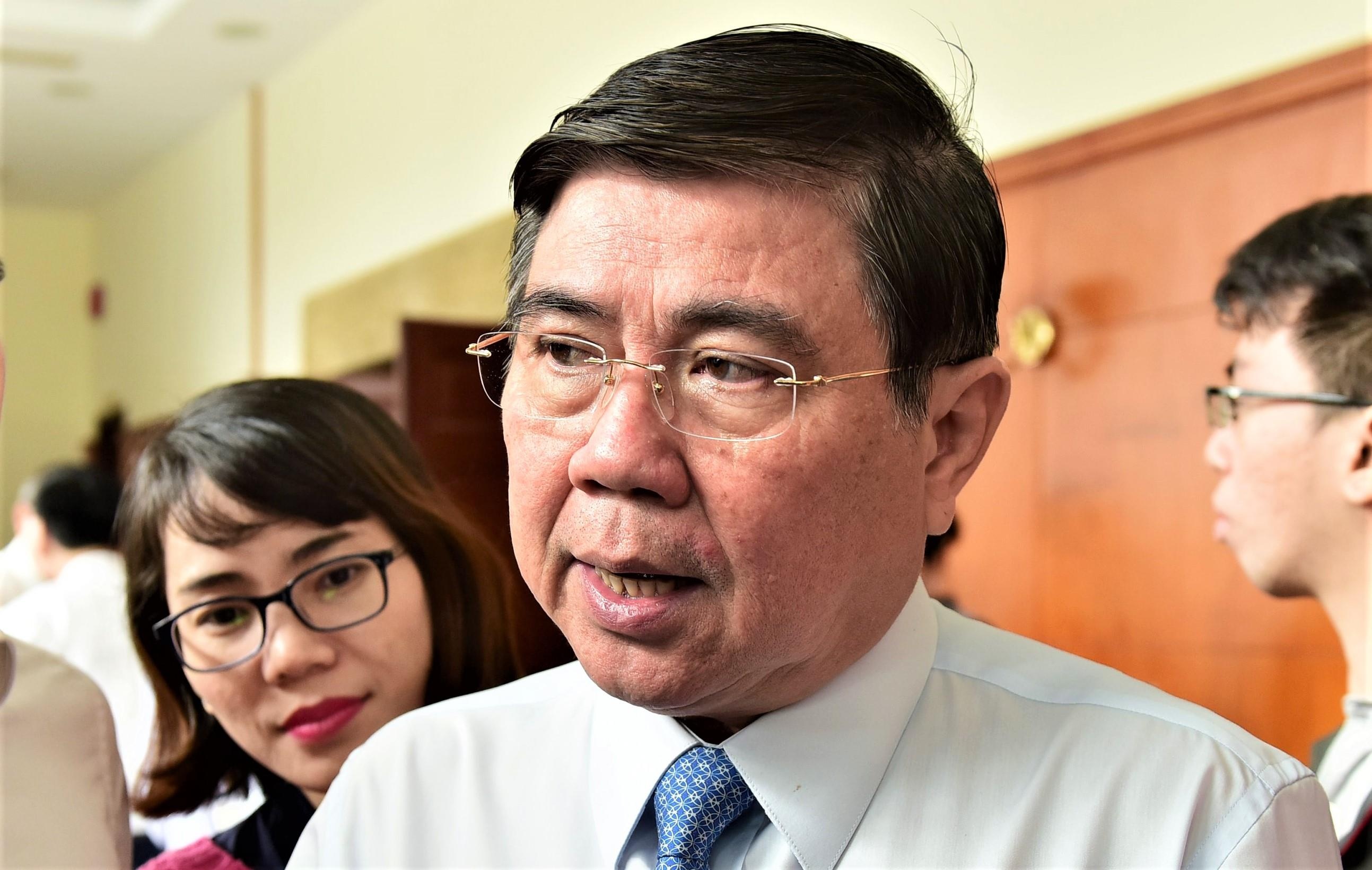 Ty le ngan sach giu lai cua TP.HCM thap nhat the gioi hinh anh