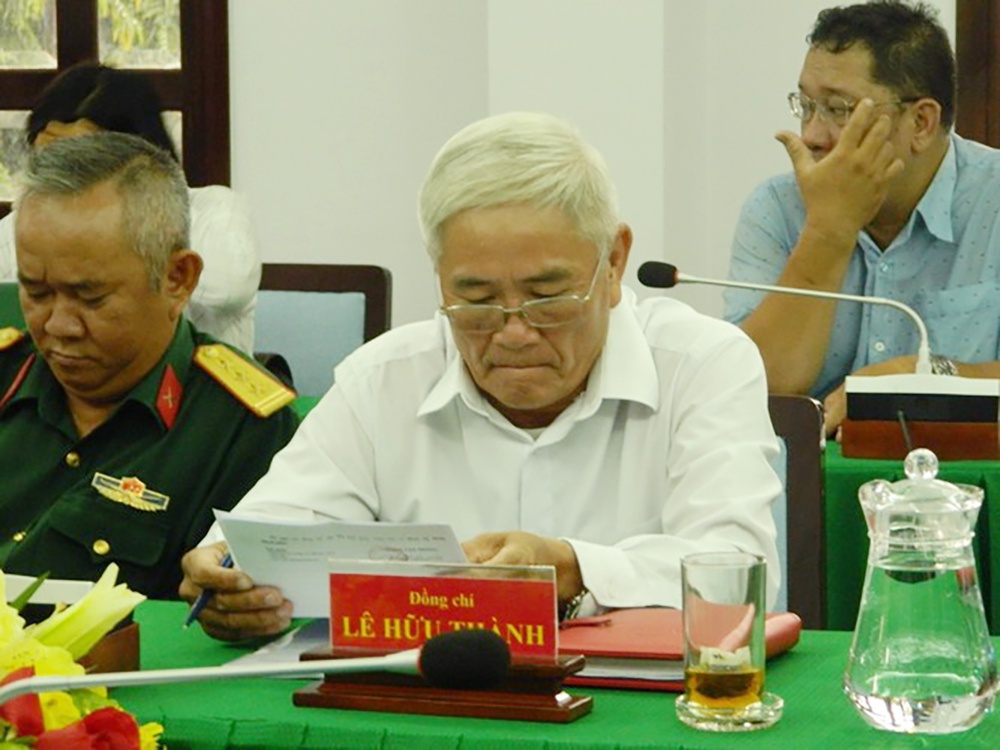 Mien nhiem Pho chu tich HDND quan Thu Duc xay nha khong phep hinh anh