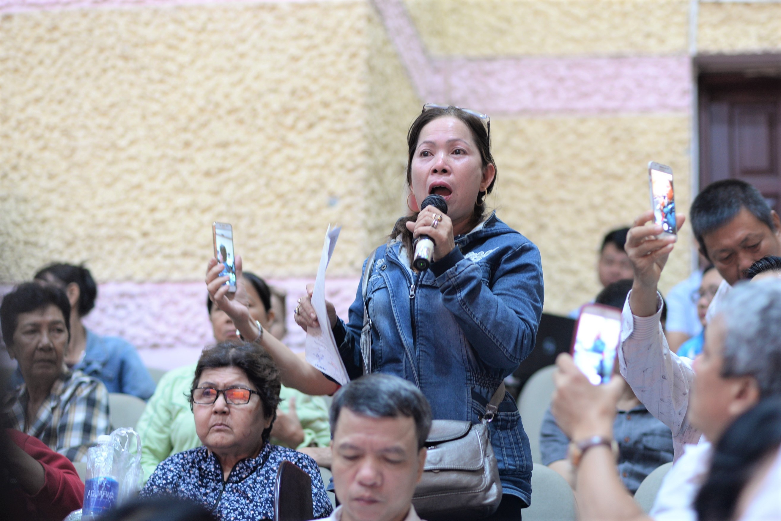 Doi thoai voi dan Thu Thiem anh 1