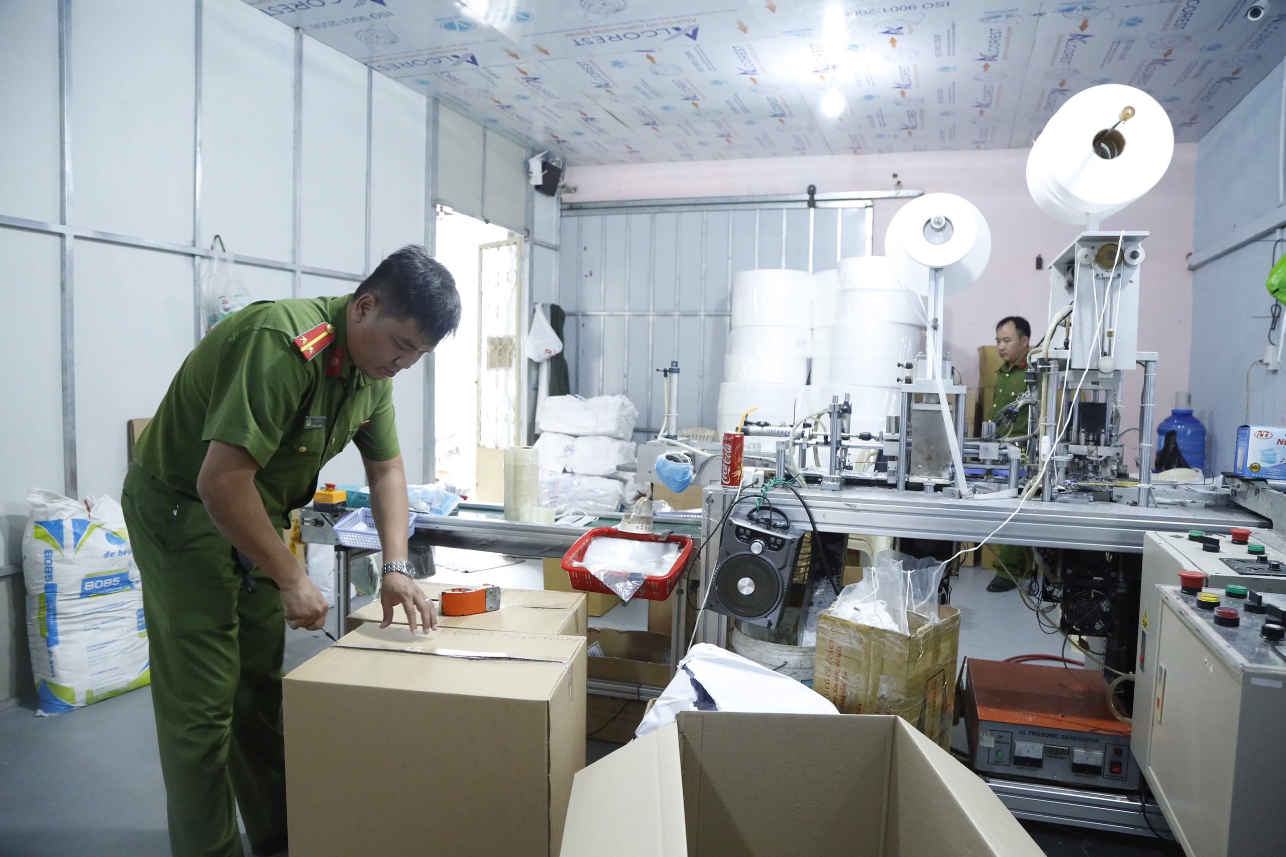 Khau trang lau Binh Duong anh 1