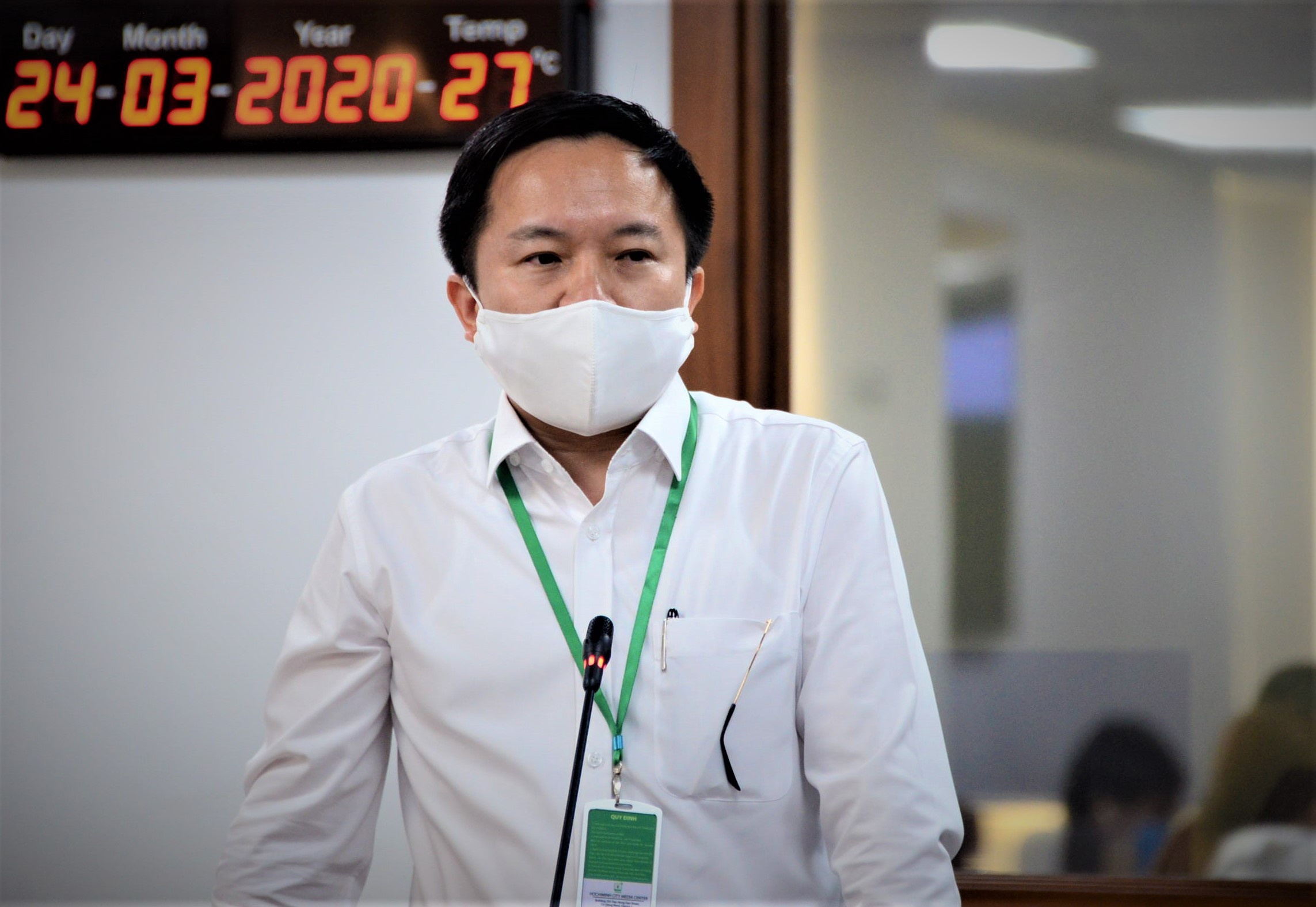 Cach ly thu phi Covid-19 anh 1