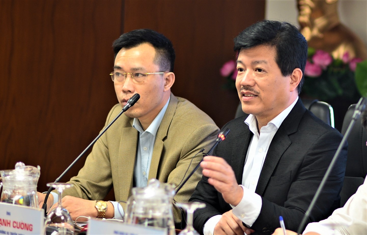 Quan doi chong corona anh 1