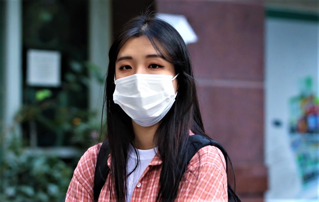 13 nguoi tu nguyen xin vao khu cach ly dich Covid-19 tai quan 7 hinh anh