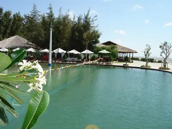 Resort cho TP.HCM muon vo dieu kien lam noi cach ly hinh anh