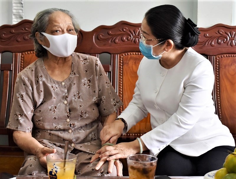 Le ky niem 30/4 tai HCM anh 1