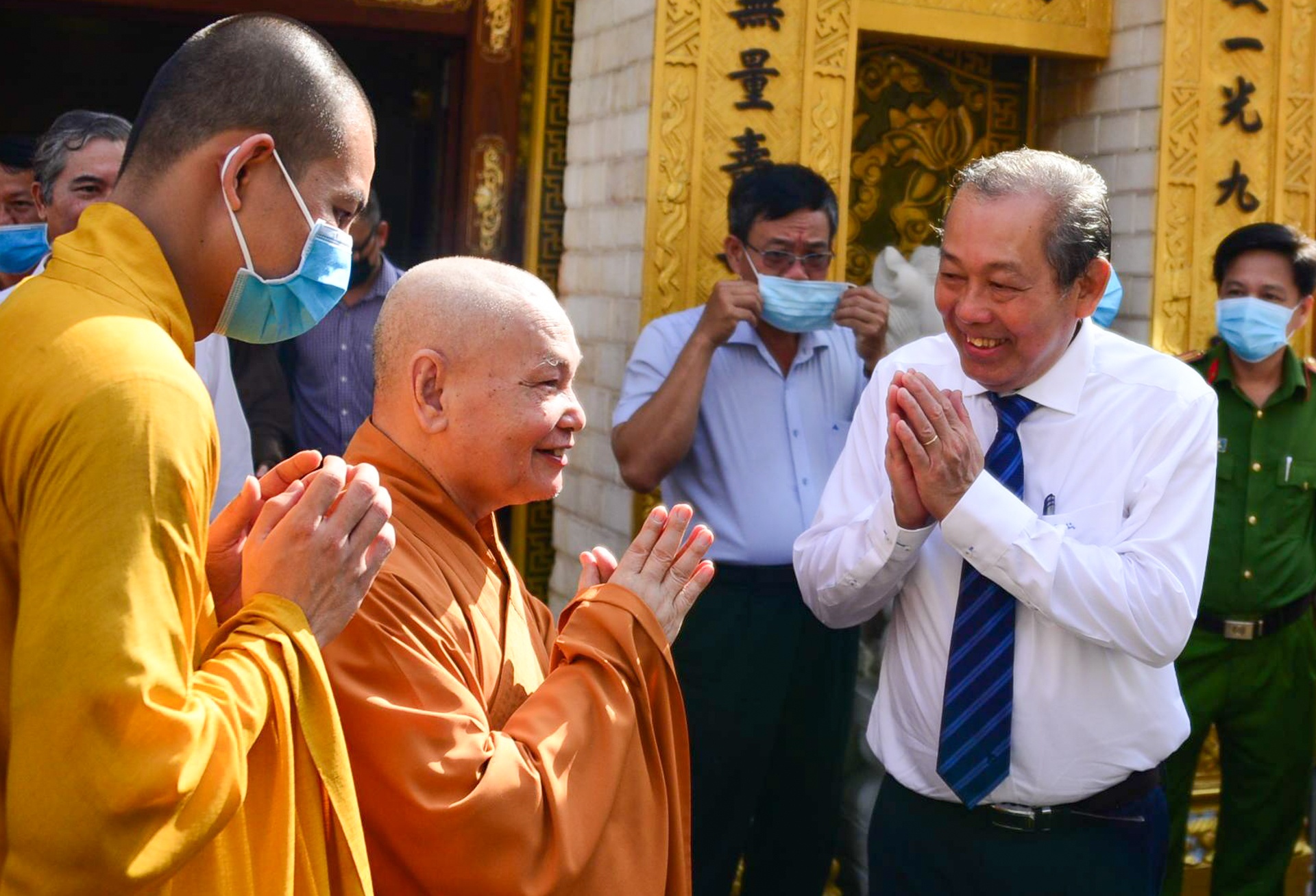 Pho thu tuong cam on Giao hoi Phat giao chung tay chong dich hinh anh