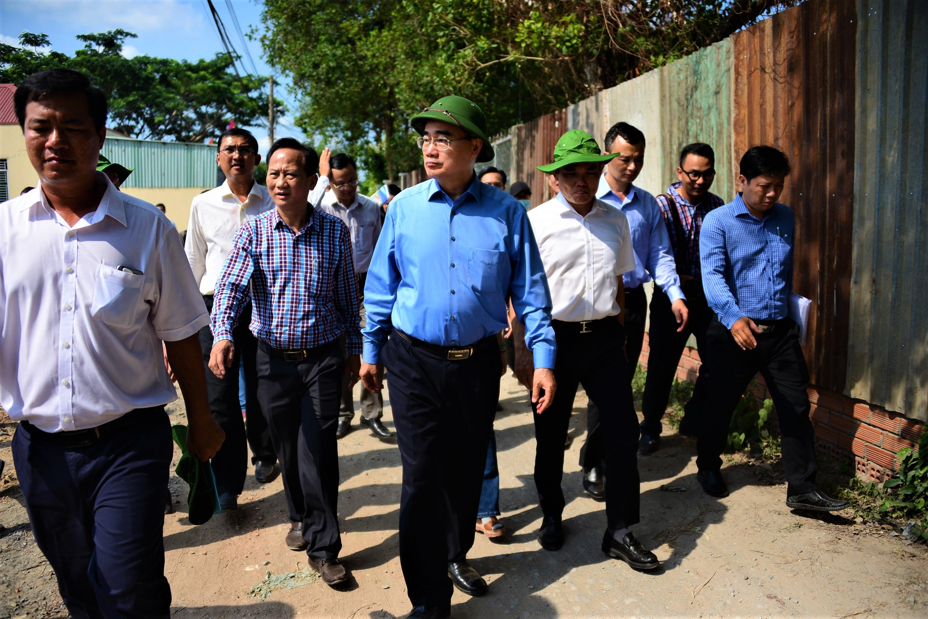 Bao ke xay dung tai Binh Chanh anh 1