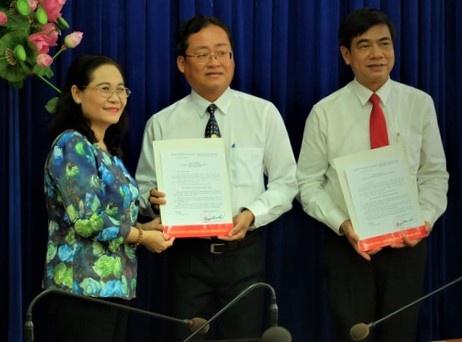 Pho ban Dan van Thanh uy TP.HCM lam Bi thu quan 11 hinh anh