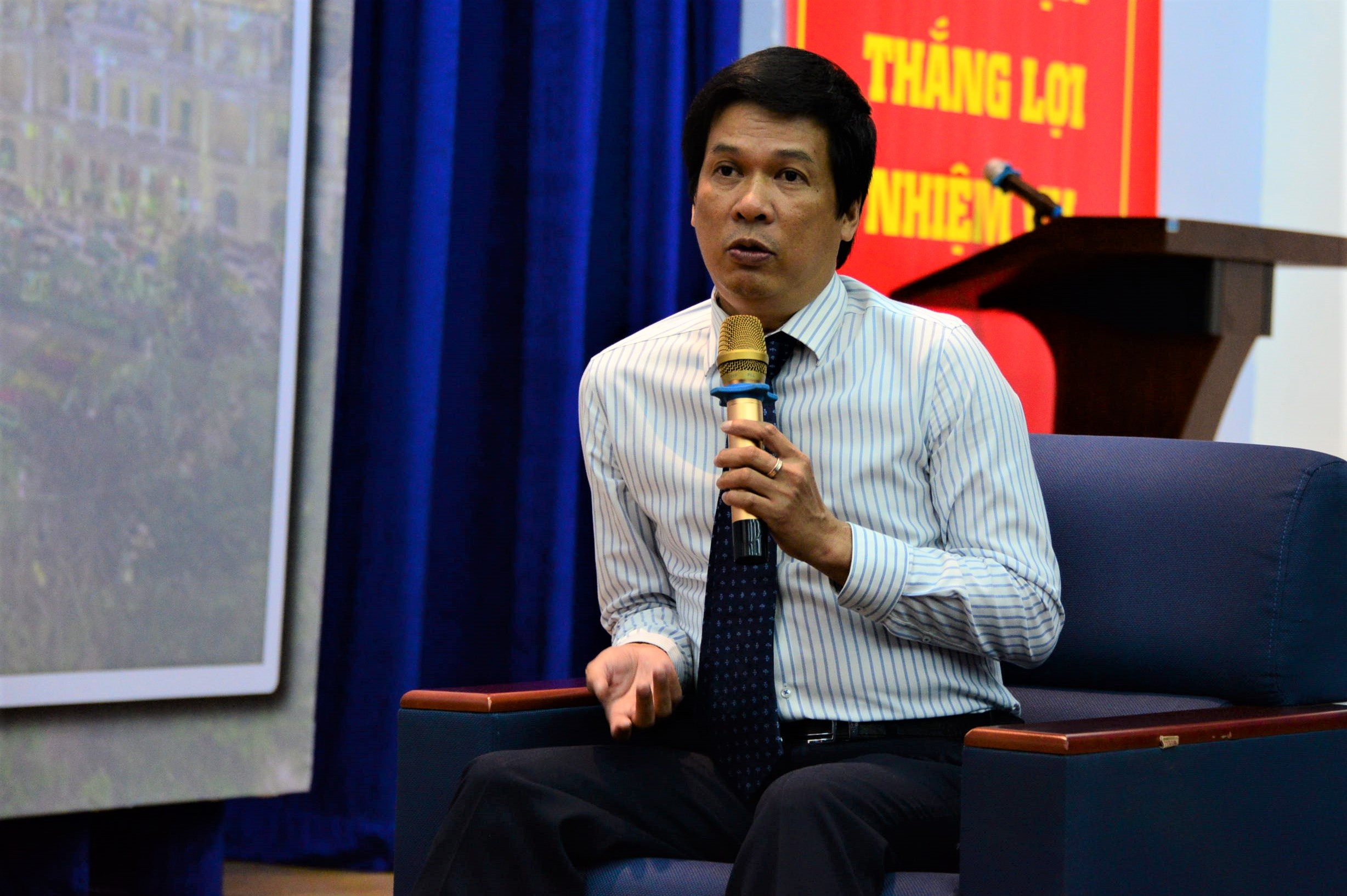 Lang nghe nguoi dan hien ke anh 2