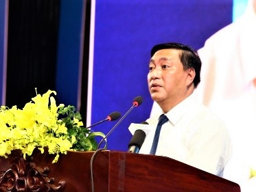 Giam doc So Cong Thuong TP.HCM lam Bi thu Quan uy quan 3 hinh anh