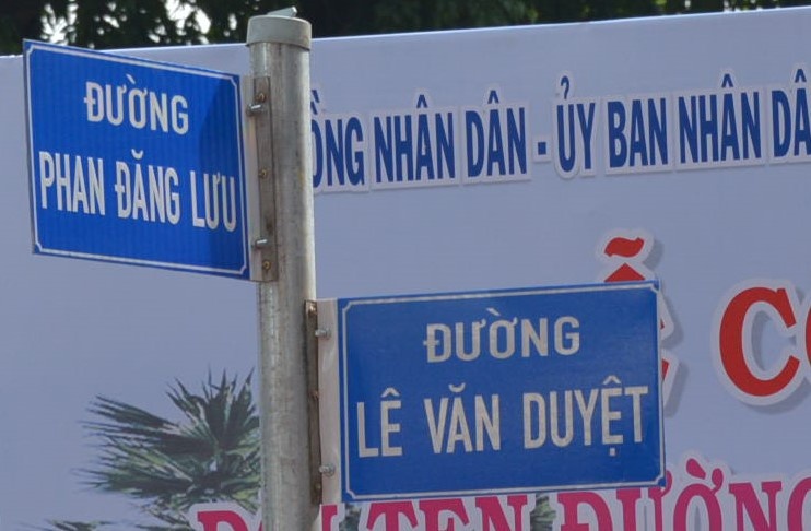 Lanh dao TP.HCM du le gan ten duong Le Van Duyet hinh anh