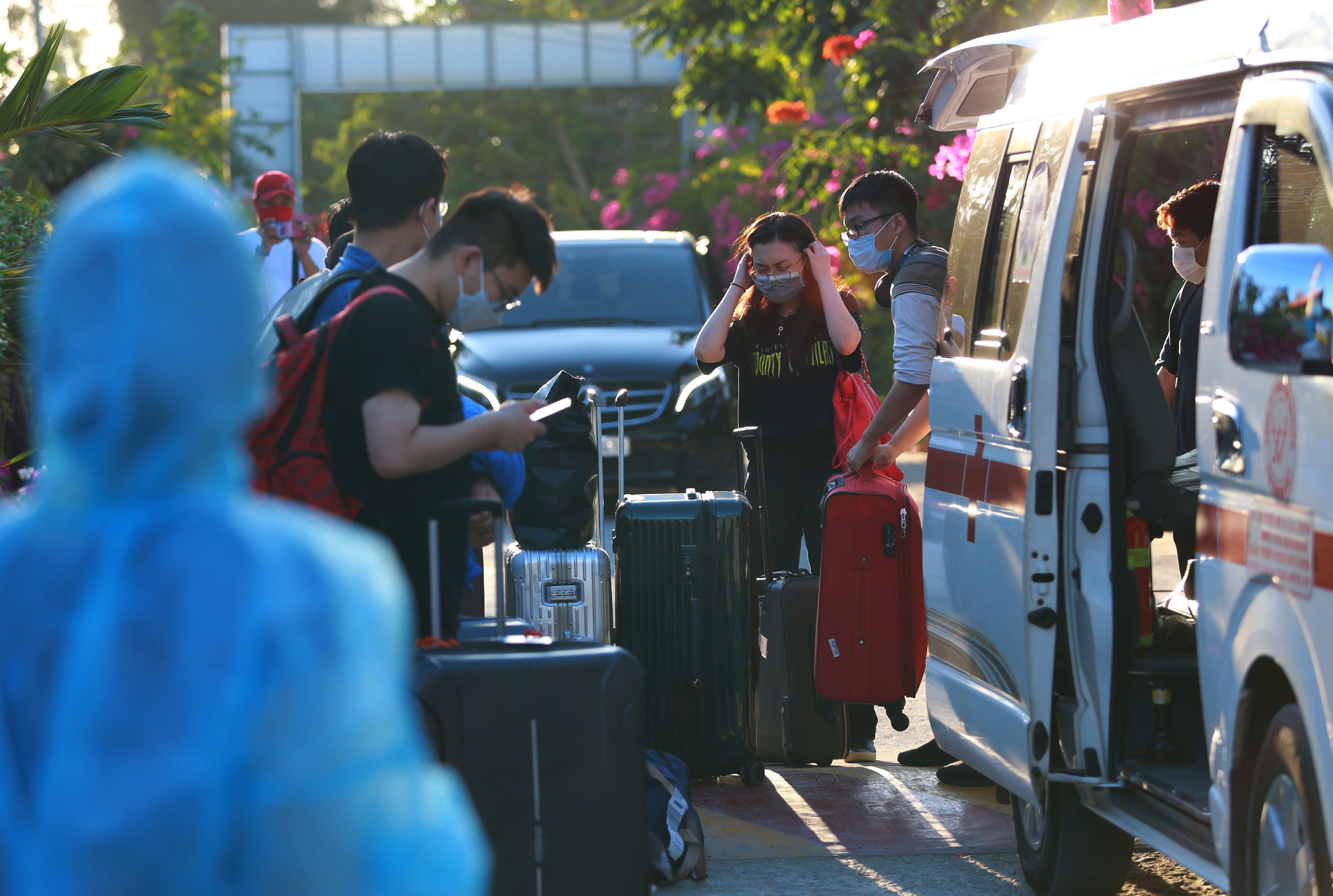 Khach Vietjet mac ket o san bay anh 3