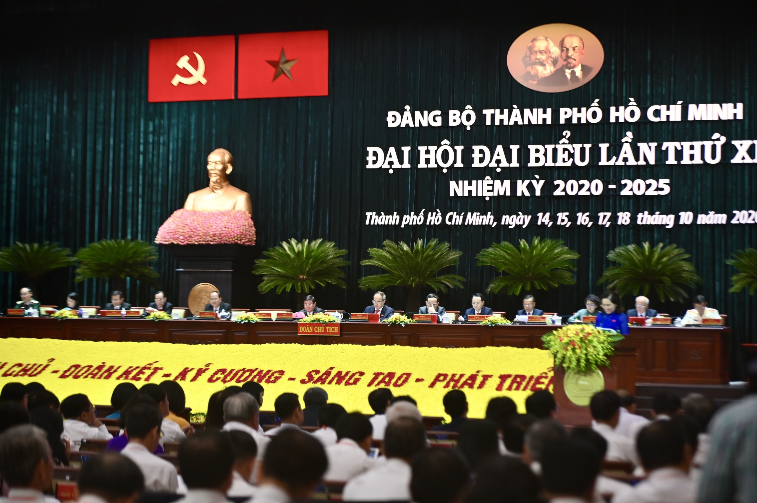 Dai hoi Dang HCM anh 1