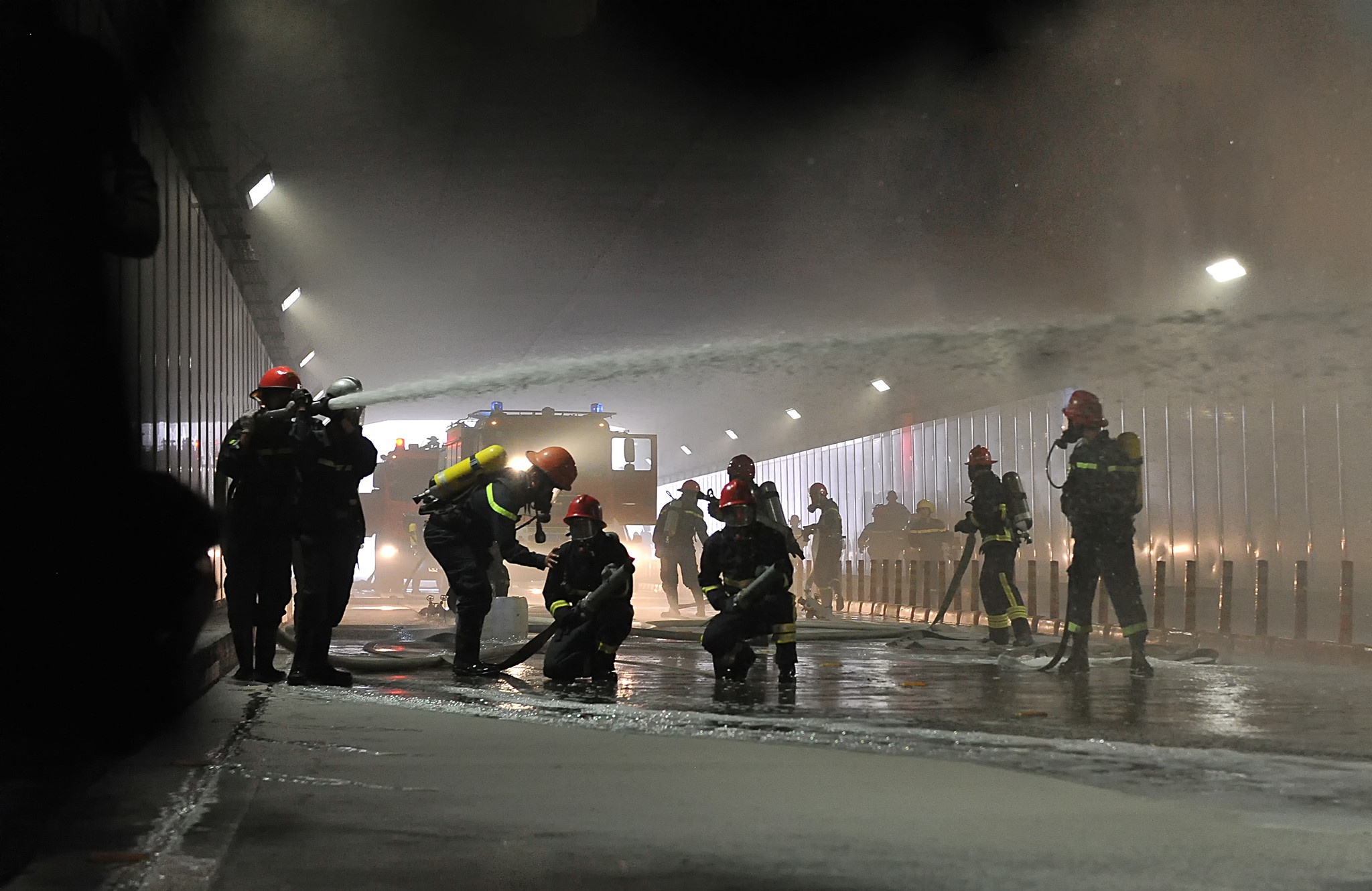 Cam ham song Sai Gon anh 1