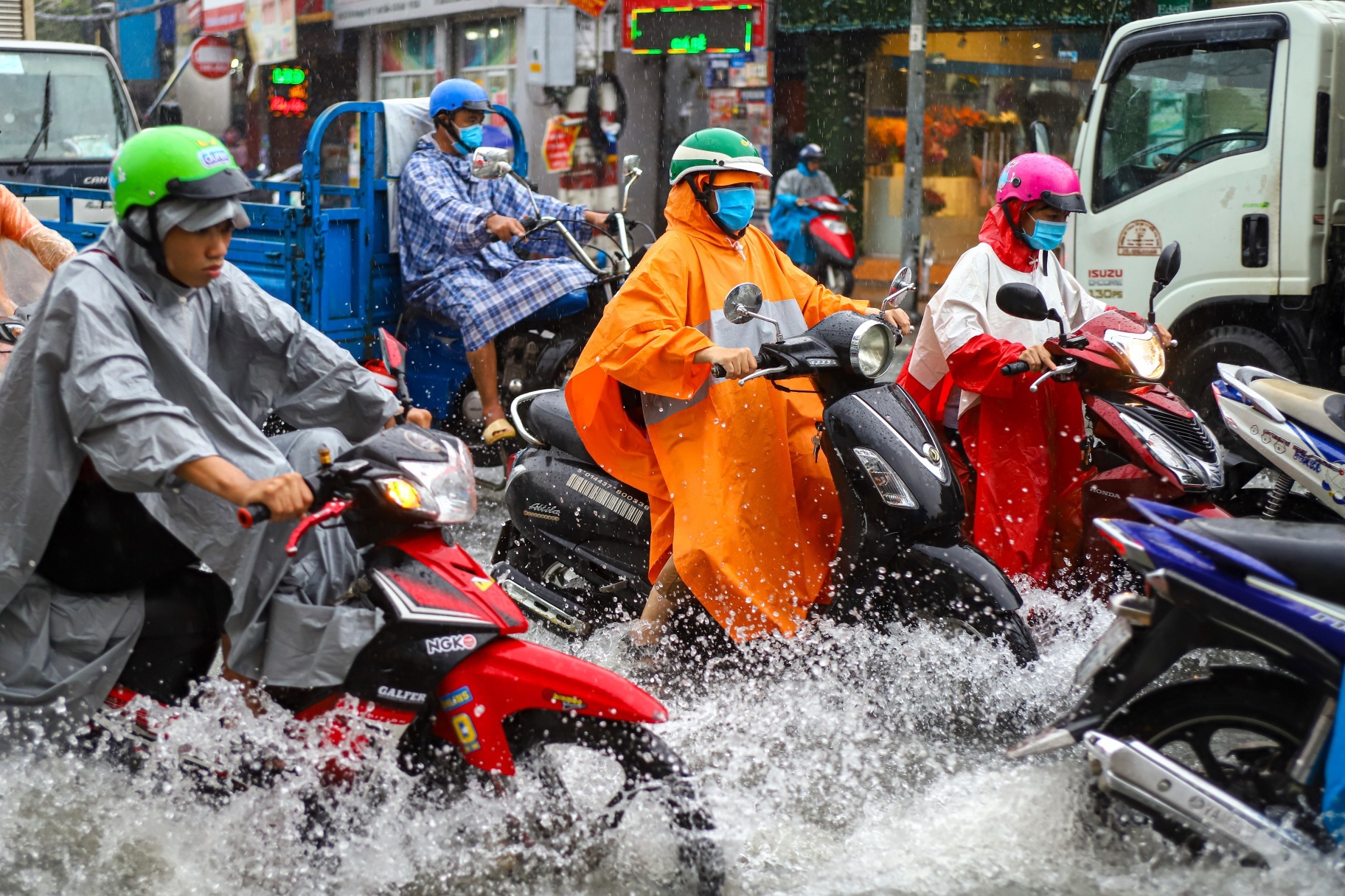 Chong ngap tai HCM anh 1