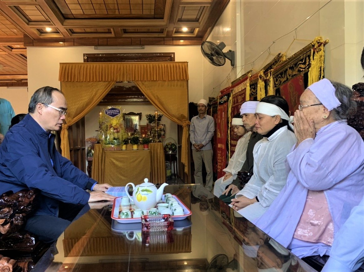 Nguyen Thien Nhan tham Quang Binh anh 2