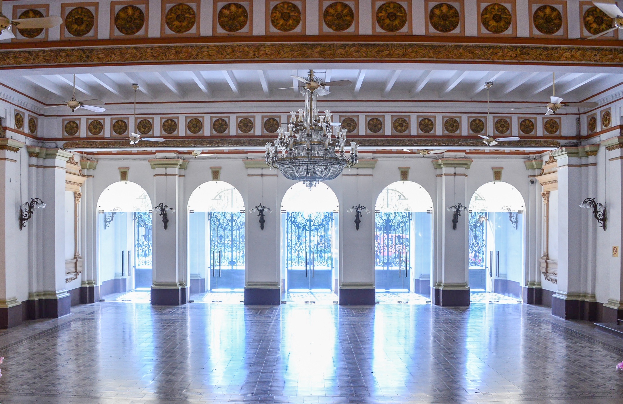 Tru so UBND HCM anh 4