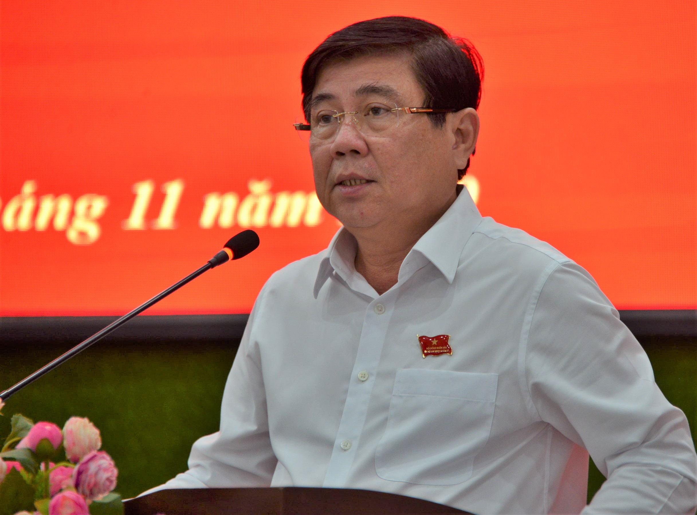 Doi thoai voi dan Thu Thiem anh 2