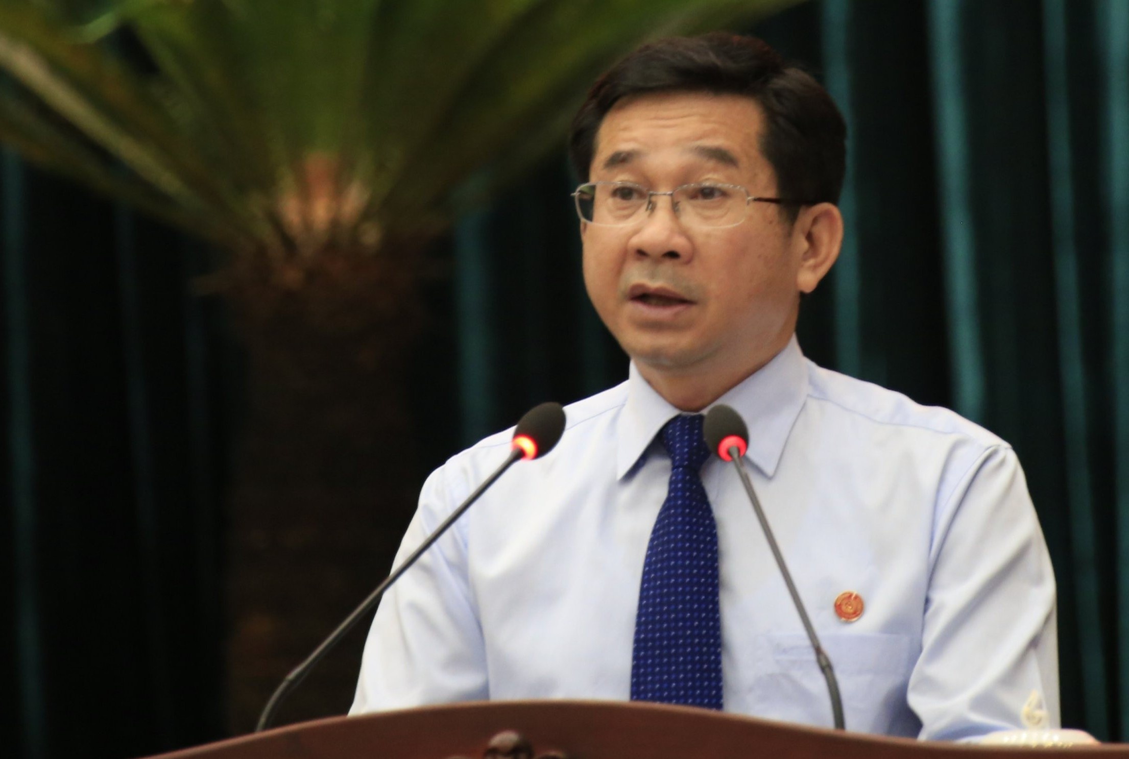 Hon 500 dang vien o TP.HCM bi ky luat hinh anh