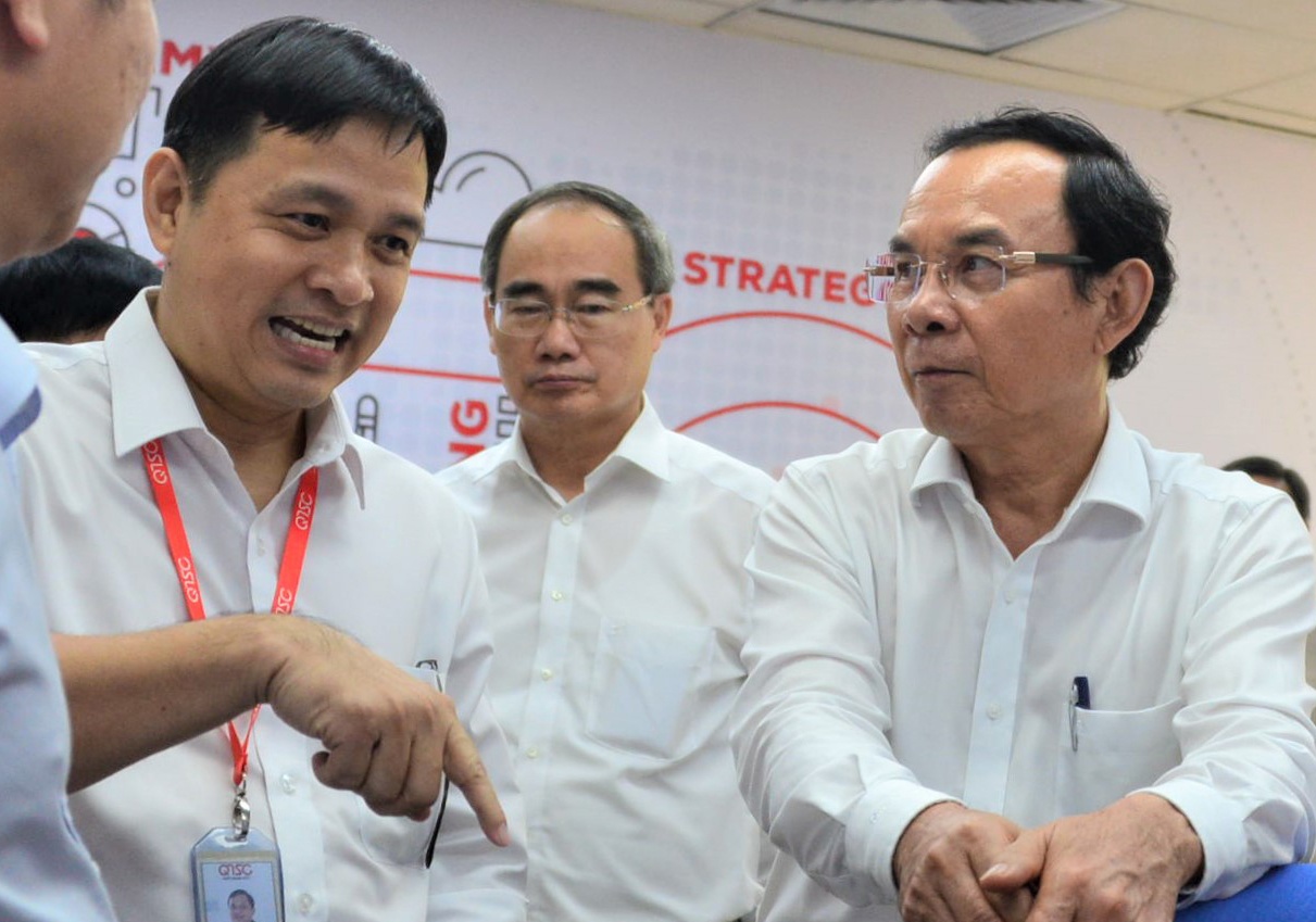 Bi thu Nguyen Van Nen tham Cong vien phan mem Quang Trung hinh anh