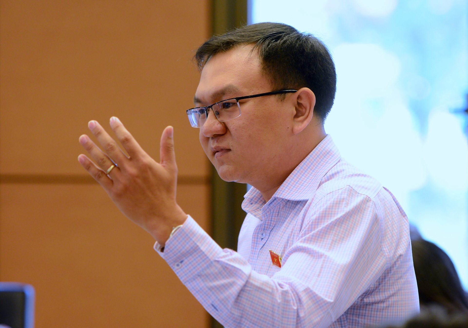 Ong Lam Dinh Thang lam Giam doc So Thong tin Truyen thong TP.HCM hinh anh