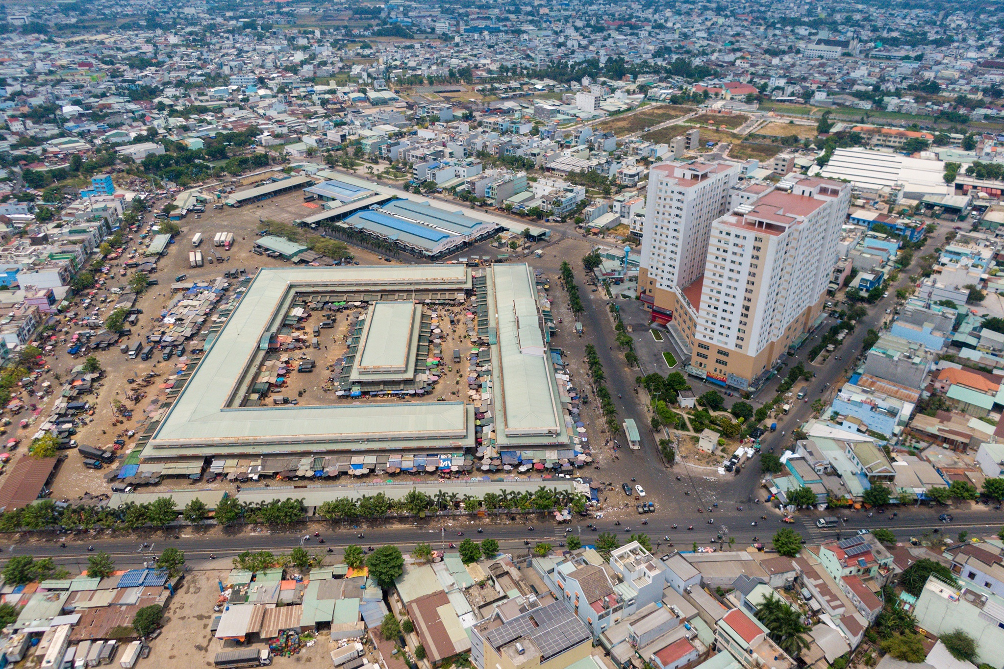 Huyen nao tai HCM len quan anh 3