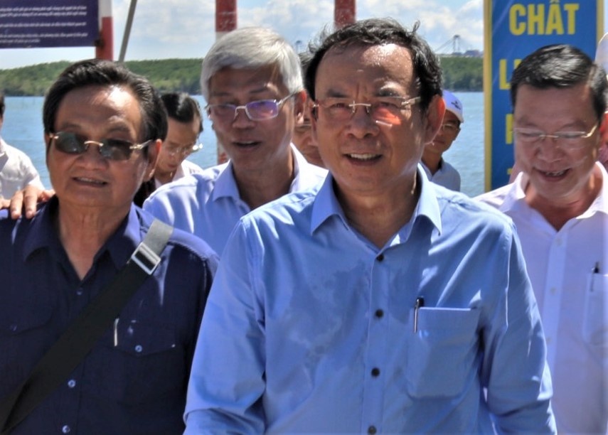 Bi thu Nguyen Van Nen tham Thanh An truoc ngay thanh xa dao hinh anh