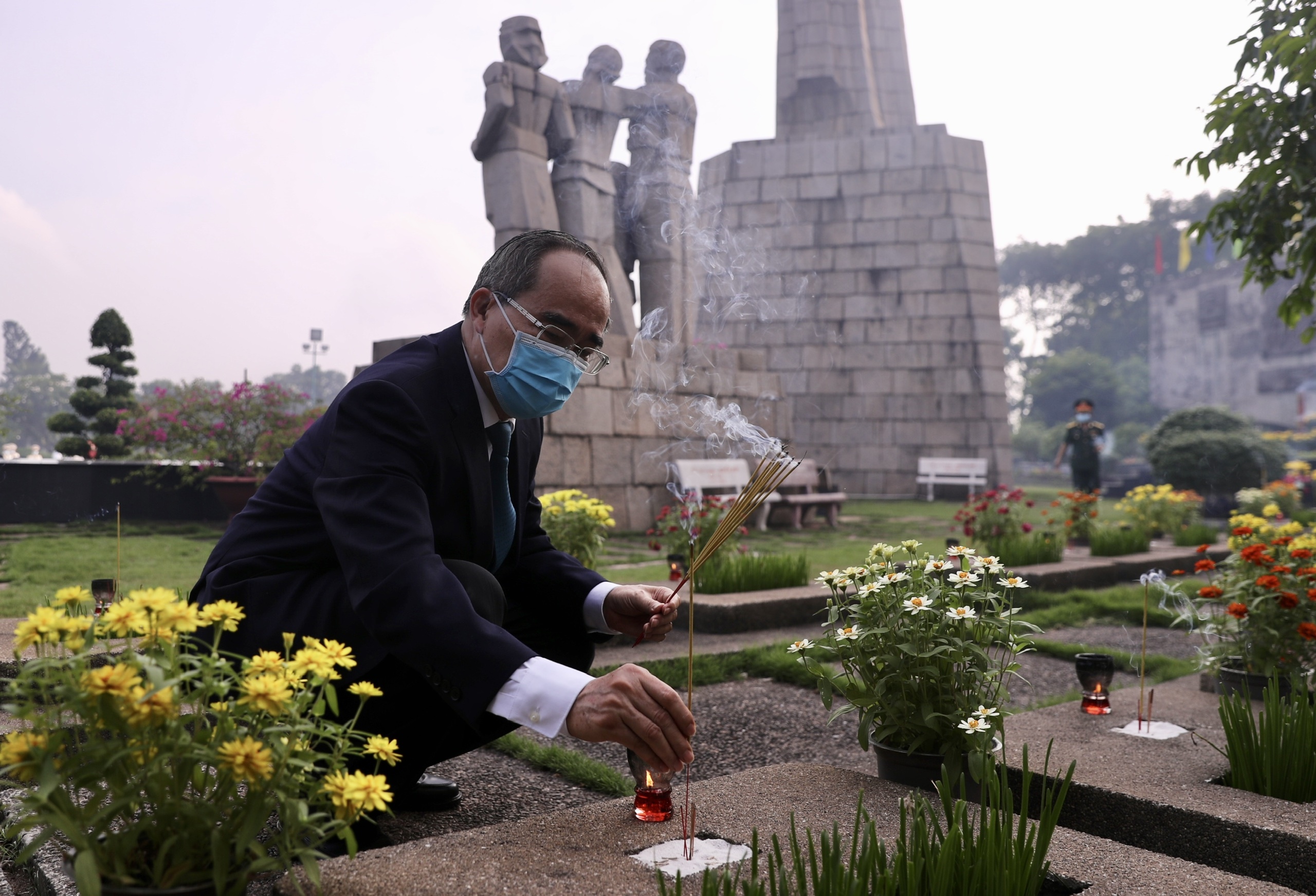 Ky niem ngay le 30/4 anh 6