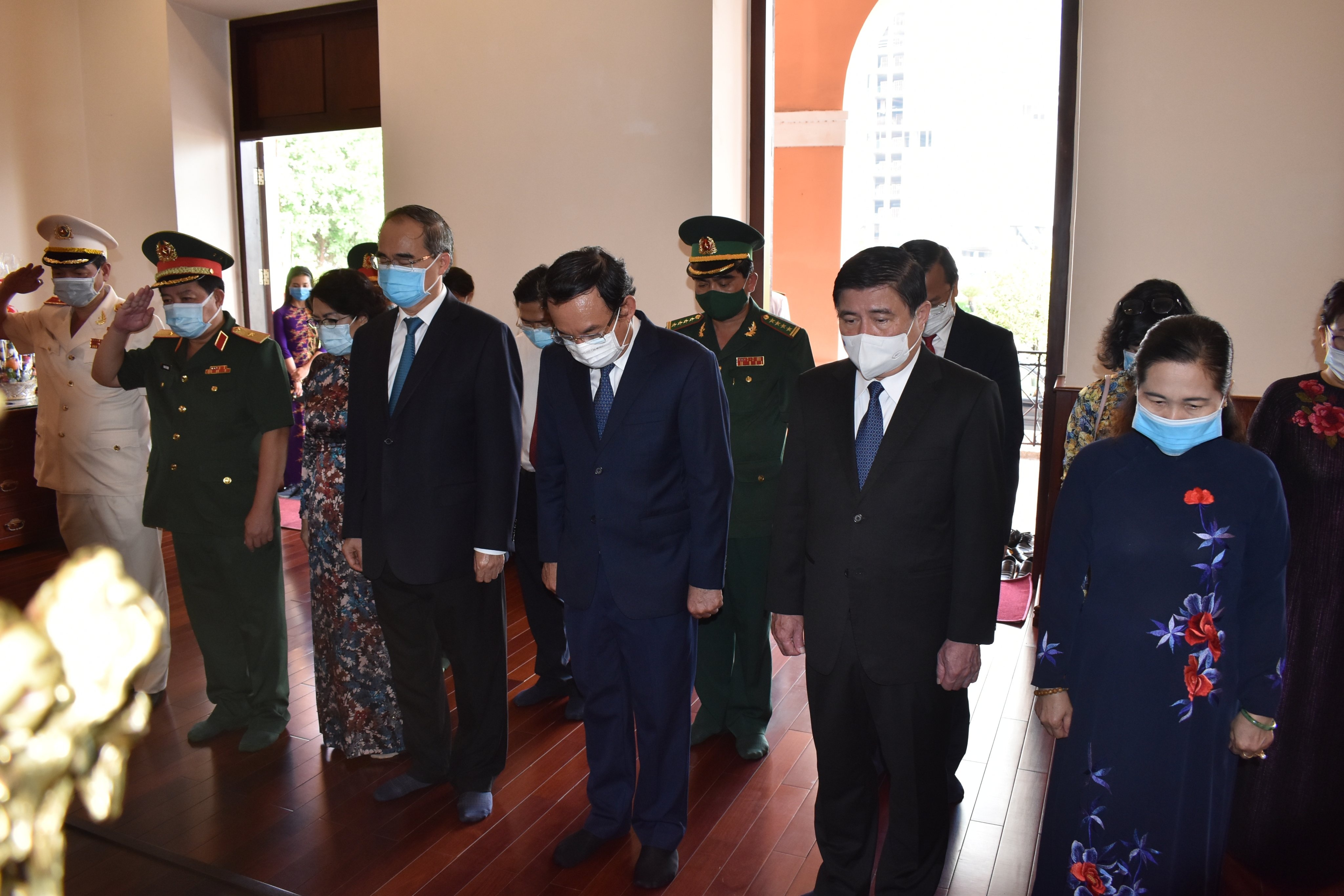 Ky niem ngay le 30/4 anh 9