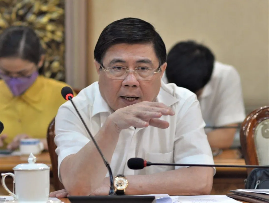 Chu tich TP.HCM: Khong the thay am tinh voi SARS-CoV-2 ma yen tam hinh anh