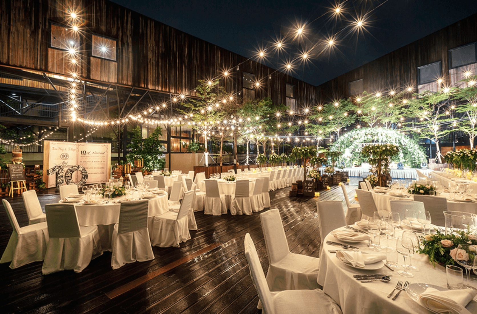 TP.HCM dung hoat dong trung tam tiec cuoi, phong gym tu 18h hom nay hinh anh