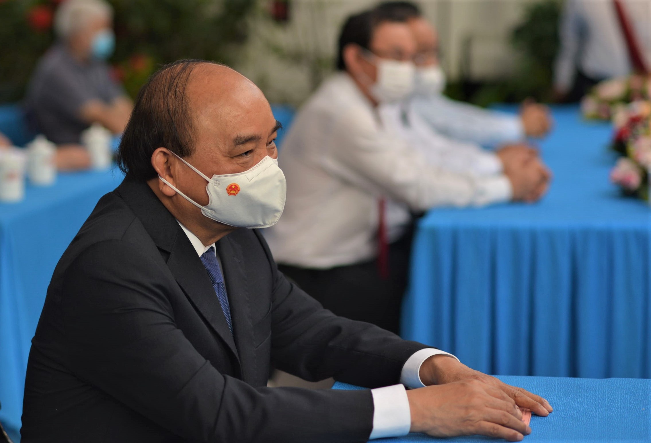 Chu tich nuoc bo phieu anh 2