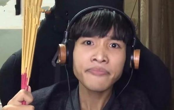 9X bi nem da khi che nguoi choi Pokemon Go la 'tre trau' hinh anh