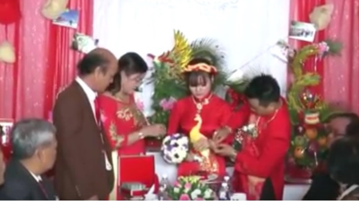 trao cua hoi mon lon cho con gai anh 1