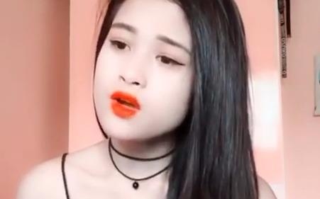 Clip cover 'Chung ta khong thuoc ve nhau' hinh anh