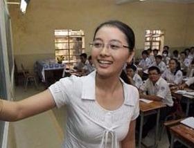 Can quy dinh viec tu boi duong cua giao vien la bat buoc hinh anh