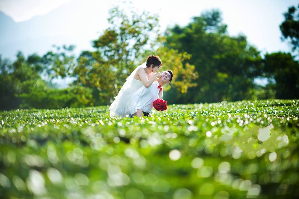 bo anh cuoi hoan doi vi tri anh 9