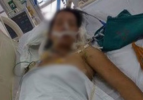 Co giao tre bi xe chen ngang nguoi duoc mo cuu con hinh anh