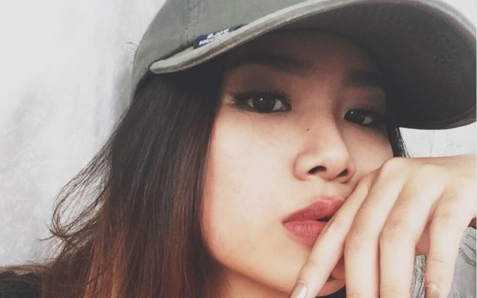 Clip cover 'Phia sau mot co gai' hinh anh