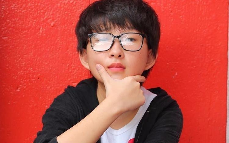 Co gai 13 tuoi mashup 8 ca khuc Viet noi tieng hinh anh