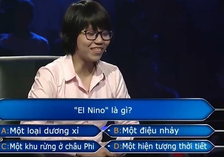 Co gai dung tro giup o hai cau dau tien 'Ai la trieu phu' hinh anh