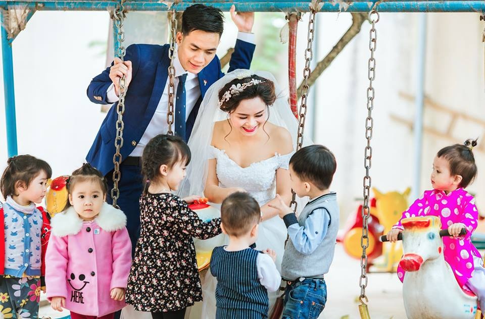 ảnh cưới tại trường mầm non ảnh 1 anh cuoi tai truong mam non anh 1